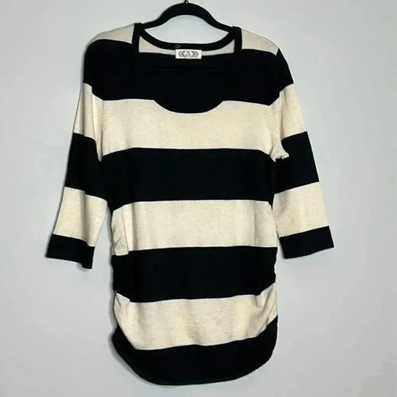 Pink Rose Pull Over Sweater Black & Cream Round Neck Side Elastic Long Sleeve - Picture 2 of 11
